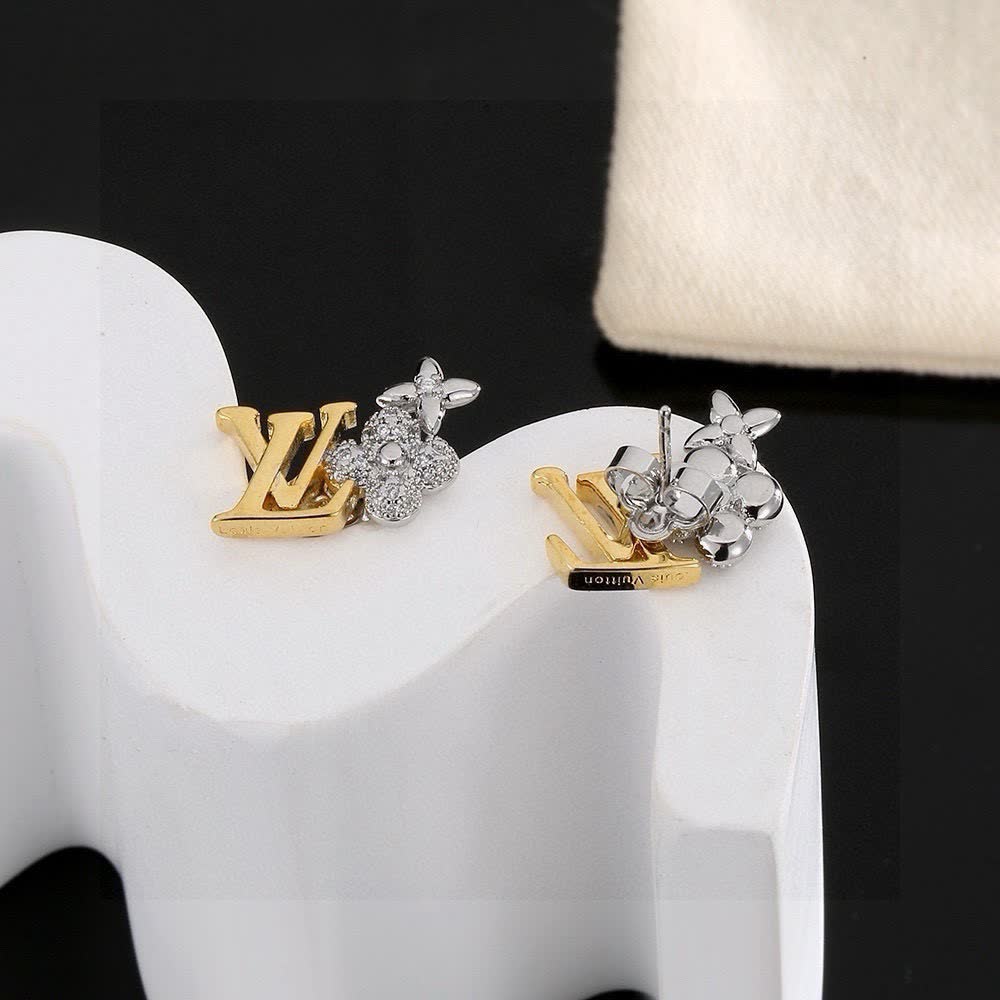 Louis Vuitton Monogram Flower Stud Earrings